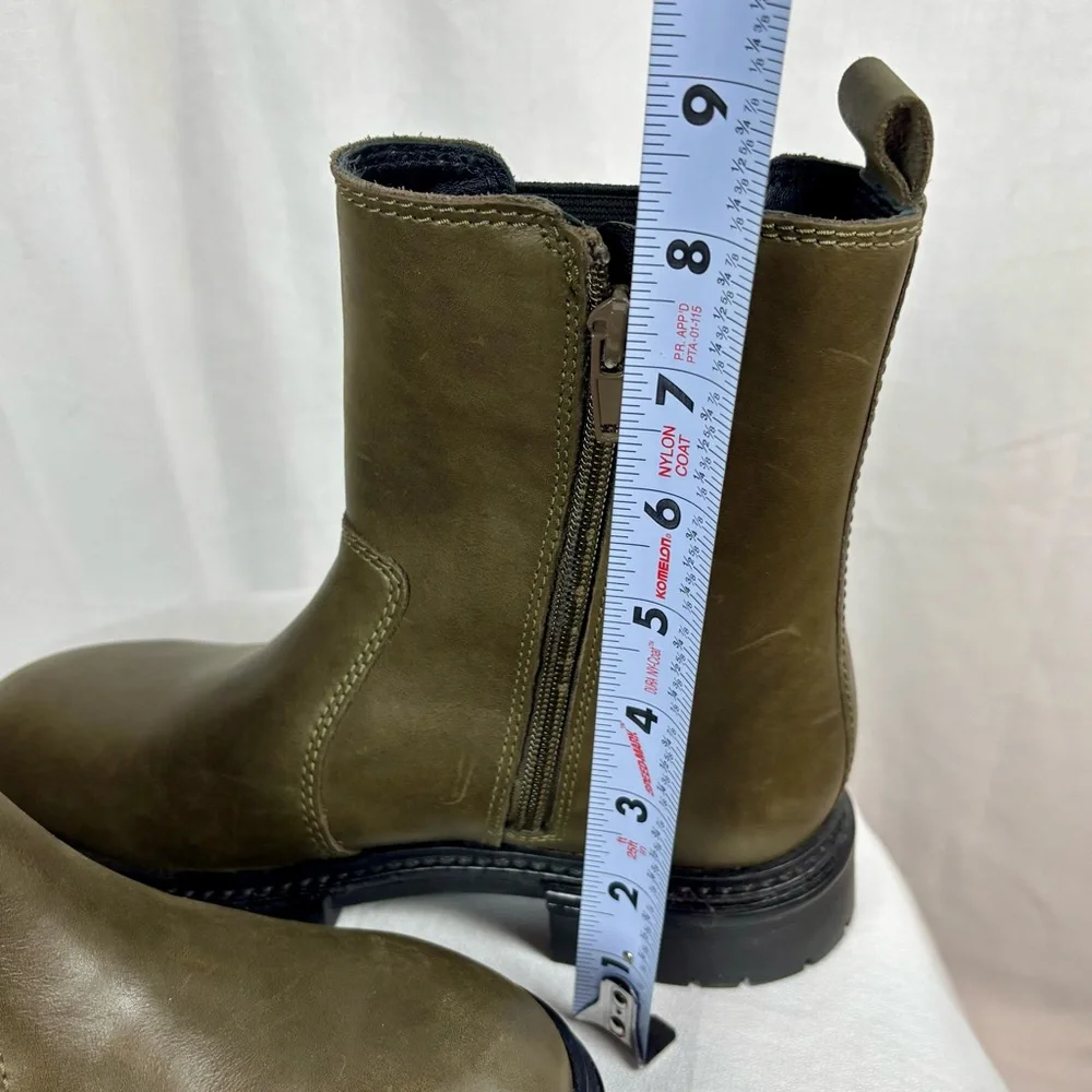 ZARA‎ Olive Green Leather Chelsea Boots Women’s EU 35 / US 3.5 /  Junior 4.5